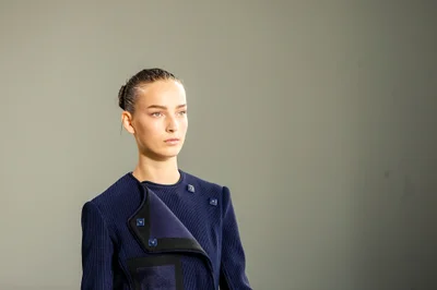 Look 7